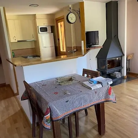 En La Vall Fosca Apartment *